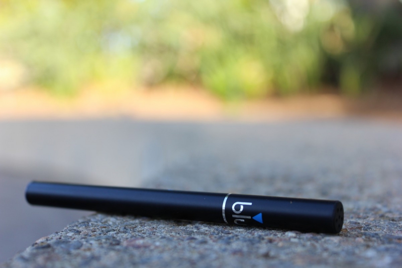 boutique-PEILLE-min_e_cigarette_vaping_blu_cigs_blu_electronic_cigarette_tobacco_cigarette_smoke-637061